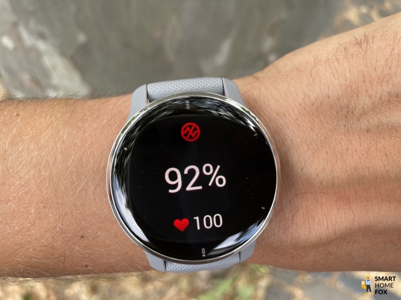 Вы можете видеть измерение насыщения кислородом на Garmin Venu 2 Plus.